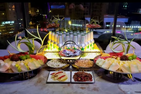 廊坊豪华夜场KTV招聘！高收入房多班多机会多，当天结薪